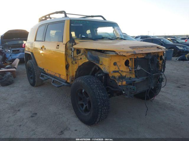  Salvage Toyota FJ Cruiser