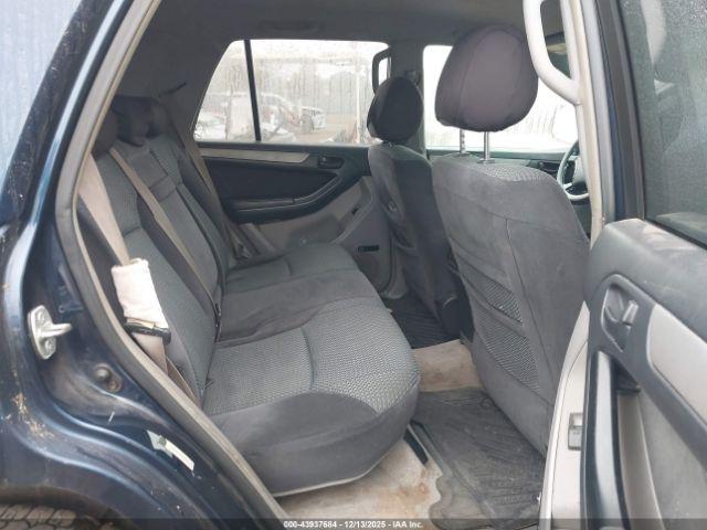 Toyota 4Runner Image 6