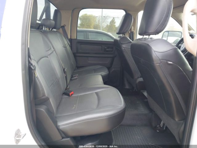 Ram 2500 Tradesman  4x2 8' Box Image 11