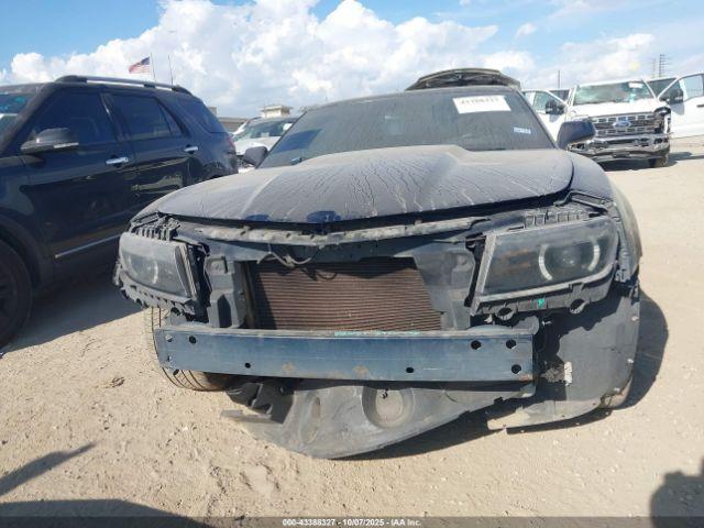 Chevrolet Camaro 1lt Image 8