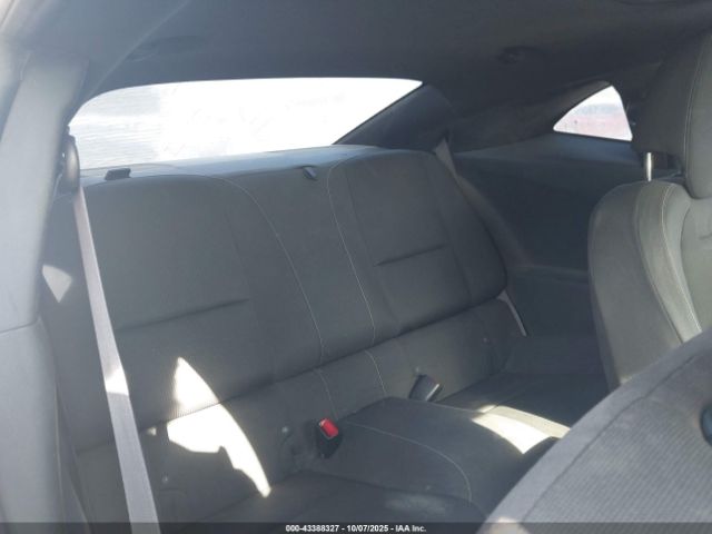 Chevrolet Camaro 1lt Image 2