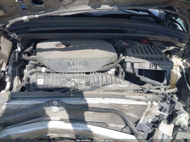 MINI Countryman Cooper S Image 12