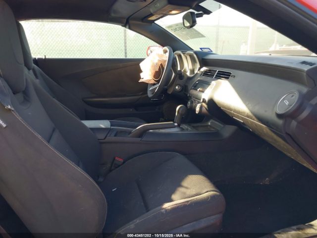 Chevrolet Camaro 1lt Image 13