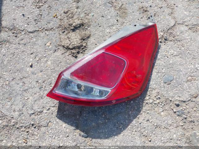 Ford Fiesta Se Image 16