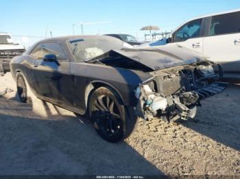  Salvage Dodge Challenger