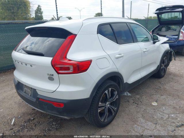 Volvo XC40 T4 Inscription Image 6