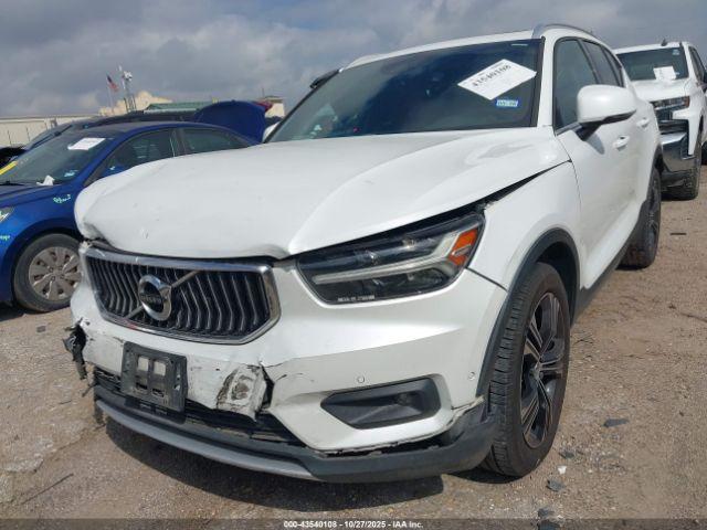 Volvo XC40 T4 Inscription Image 4