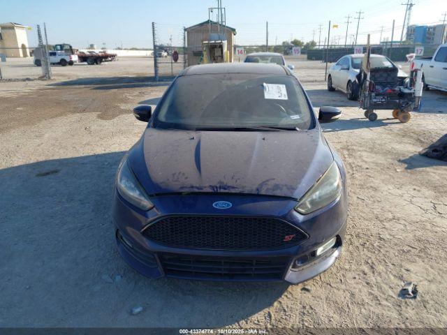 Ford Focus St Image 3