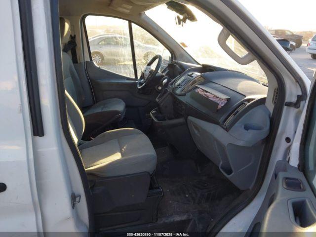 Ford Transit Image 4