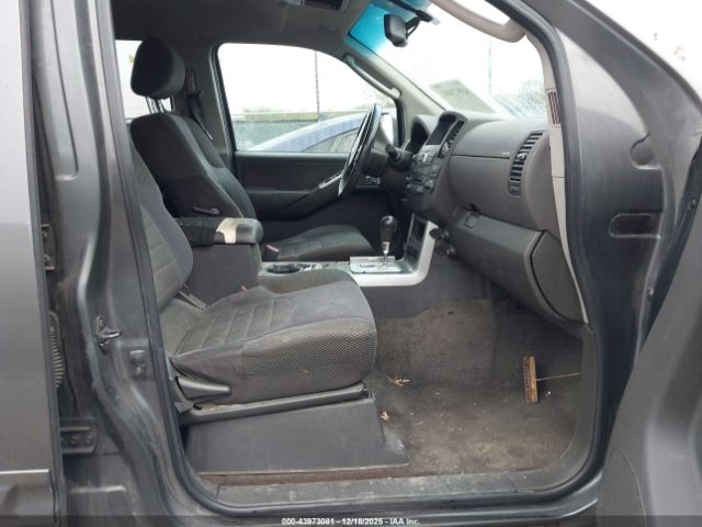 Nissan Pathfinder Se Image 5