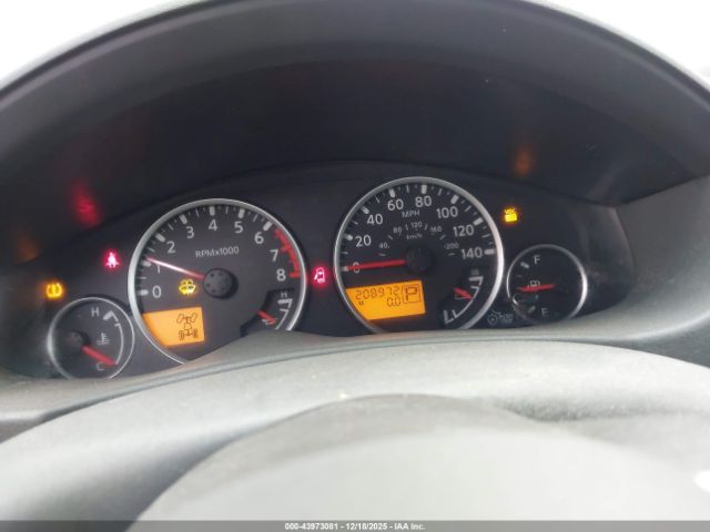 Nissan Pathfinder Se Image 10