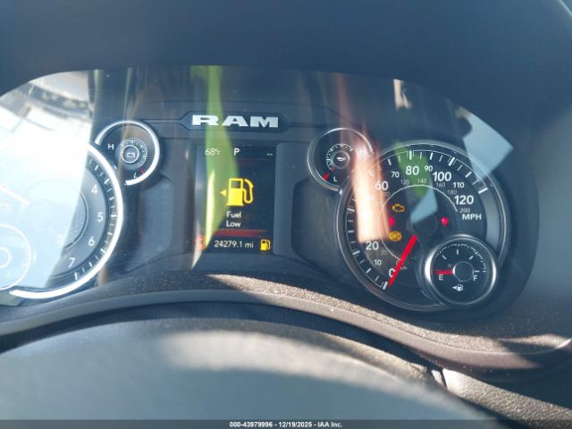 Ram 2500 Tradesman  4x2 8' Box Image 5