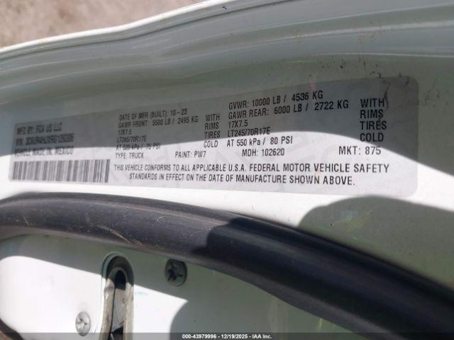 Ram 2500 Tradesman  4x2 8' Box Image 18