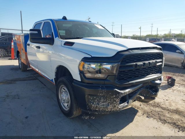 Ram 2500 Tradesman  4x2 8' Box Image 14