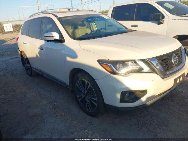  Salvage Nissan Pathfinder