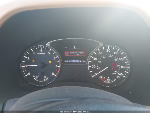 Nissan Pathfinder Platinum Image 4