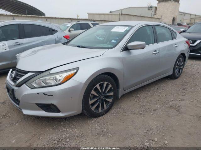 Nissan Altima 2.5 Sv Image 13