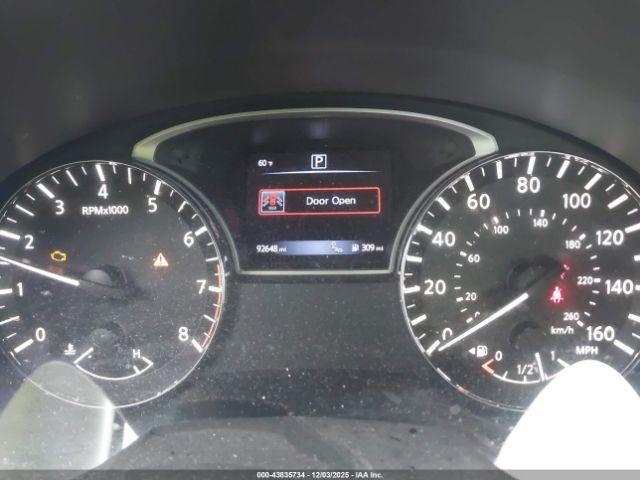 Nissan Altima 2.5 Sv Image 9