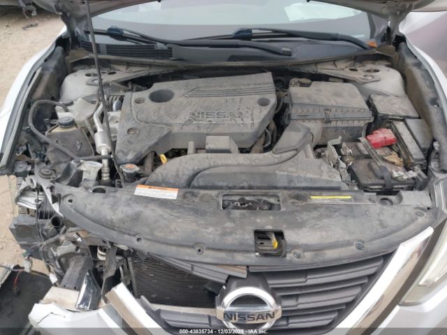 Nissan Altima 2.5 Sv Image 5