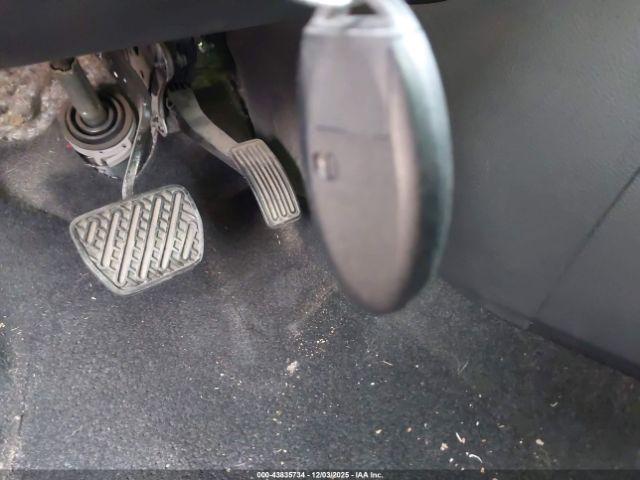 Nissan Altima 2.5 Sv Image 3