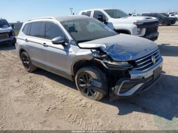  Salvage Volkswagen Tiguan