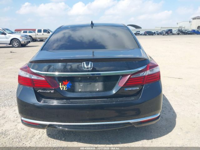 Honda Accord Image 12