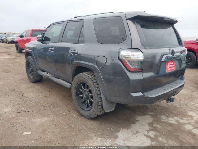 Toyota 4Runner Sr5 Premium Image 3