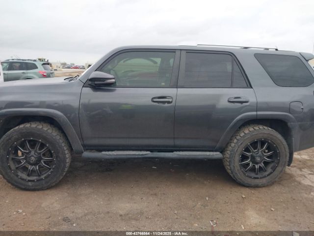 Toyota 4Runner Sr5 Premium Image 9