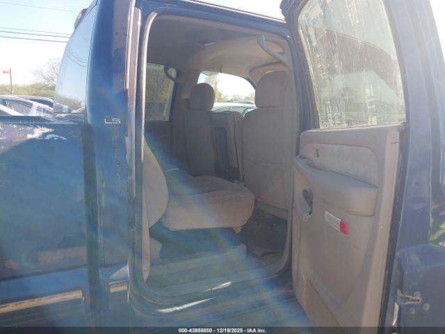 Chevrolet Silverado 2500 Ls Image 4