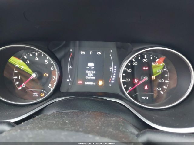 Jeep Compass Altitude Fwd Image 10