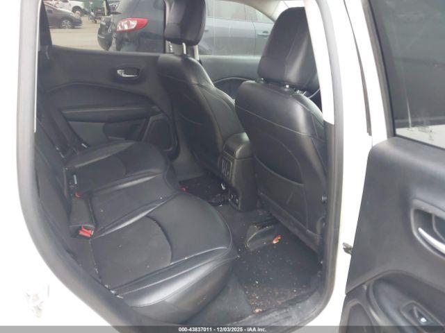 Jeep Compass Altitude Fwd Image 5