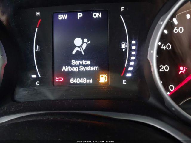 Jeep Compass Altitude Fwd Image 14