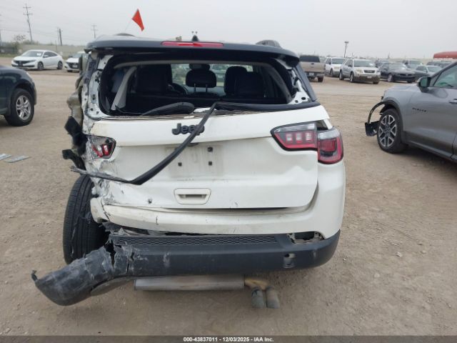 Jeep Compass Altitude Fwd Image 7