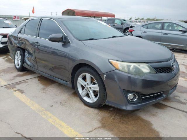  Salvage Toyota Camry