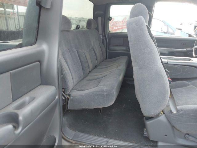 Chevrolet Silverado 1500 Ls Image 8