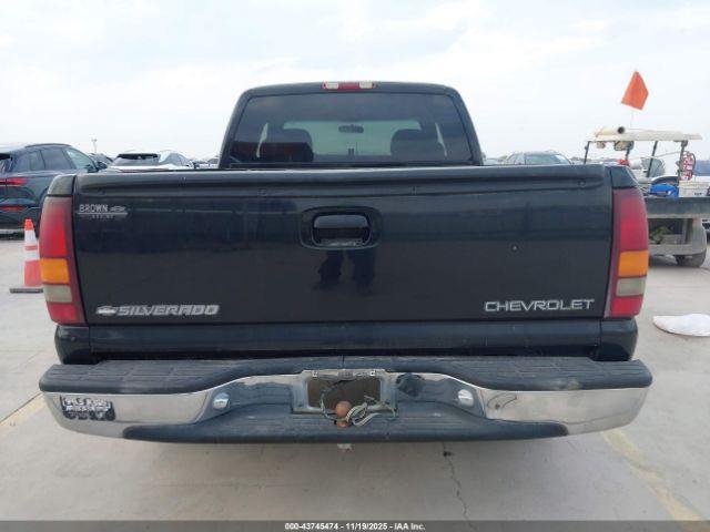 Chevrolet Silverado 1500 Ls Image 13