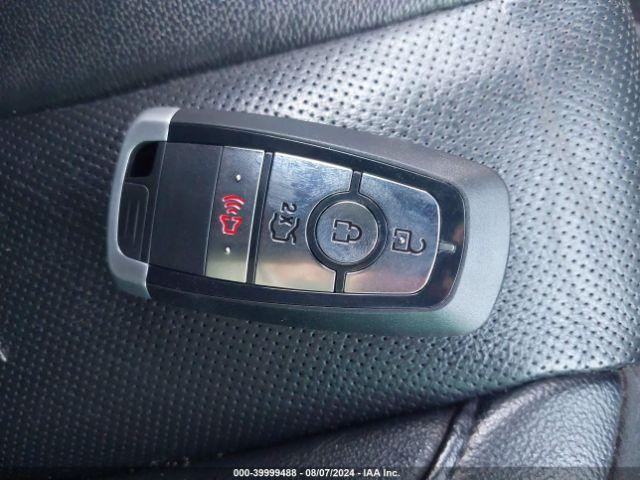 Ford Edge Titanium Image 7