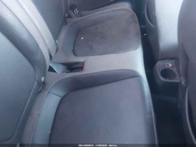 Volkswagen Beetle 1.8t Fleet Edition Image 11