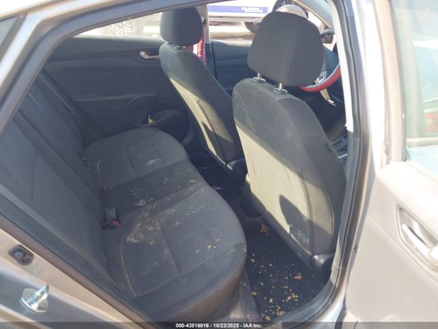 Hyundai ACCENT Se Image 3