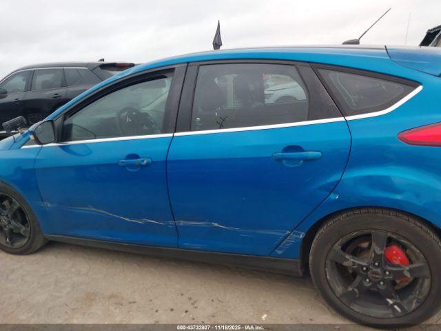 Ford Focus Titanium Image 14