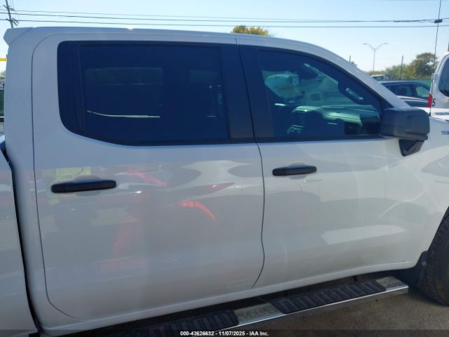 Chevrolet Silverado 1500 2wd  Short Bed Custom Image 12