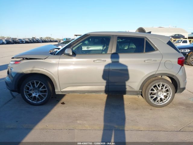 Hyundai VENUE Se Image 15