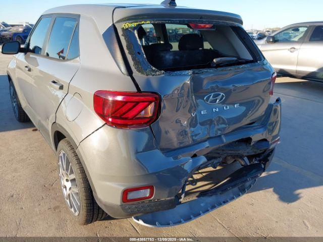 Hyundai VENUE Se Image 16