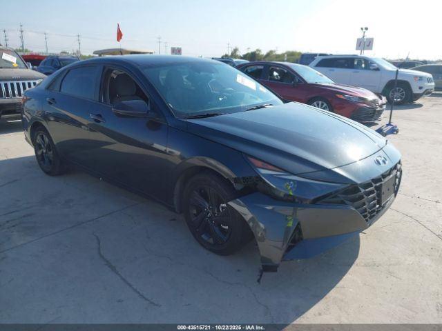 Hyundai ELANTRA Sel Image 1