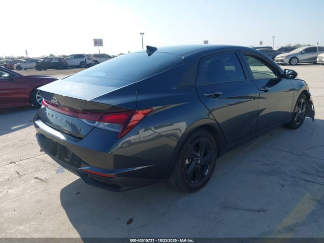 Hyundai ELANTRA Sel Image 12