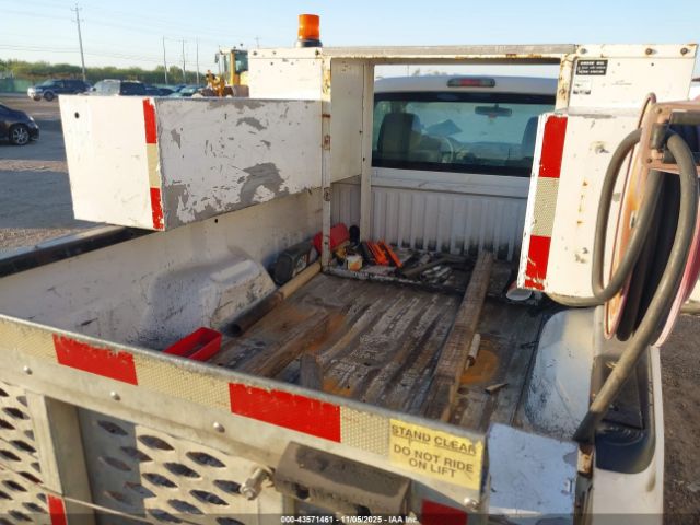 Ford F-250 Xl Image 7