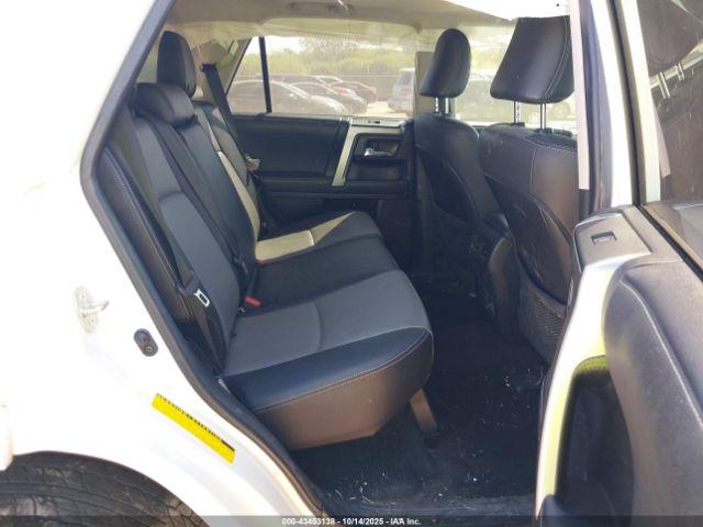 Toyota 4Runner Sr5 Premium Image 15