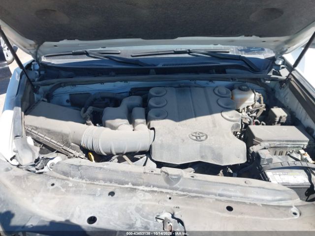 Toyota 4Runner Sr5 Premium Image 10