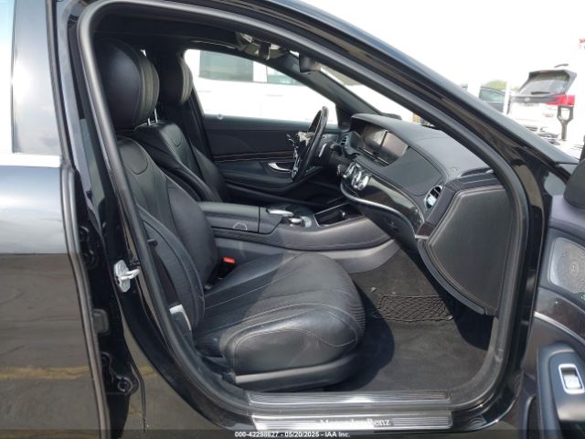 Mercedes-Benz S-Class Image 13