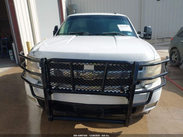 Chevrolet Silverado 1500 Ltz Image 12